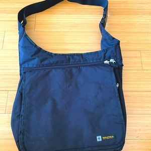 NAUTICAL travel shoulder bag. Excellent travel or commuting bag .